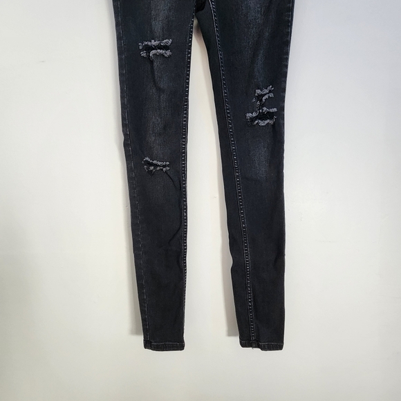 FreePeople Black Distressed Jeans Size 24 - Picture 3 of 9